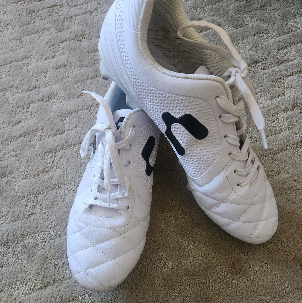 Charly USA Soccer Cleats White Size 11